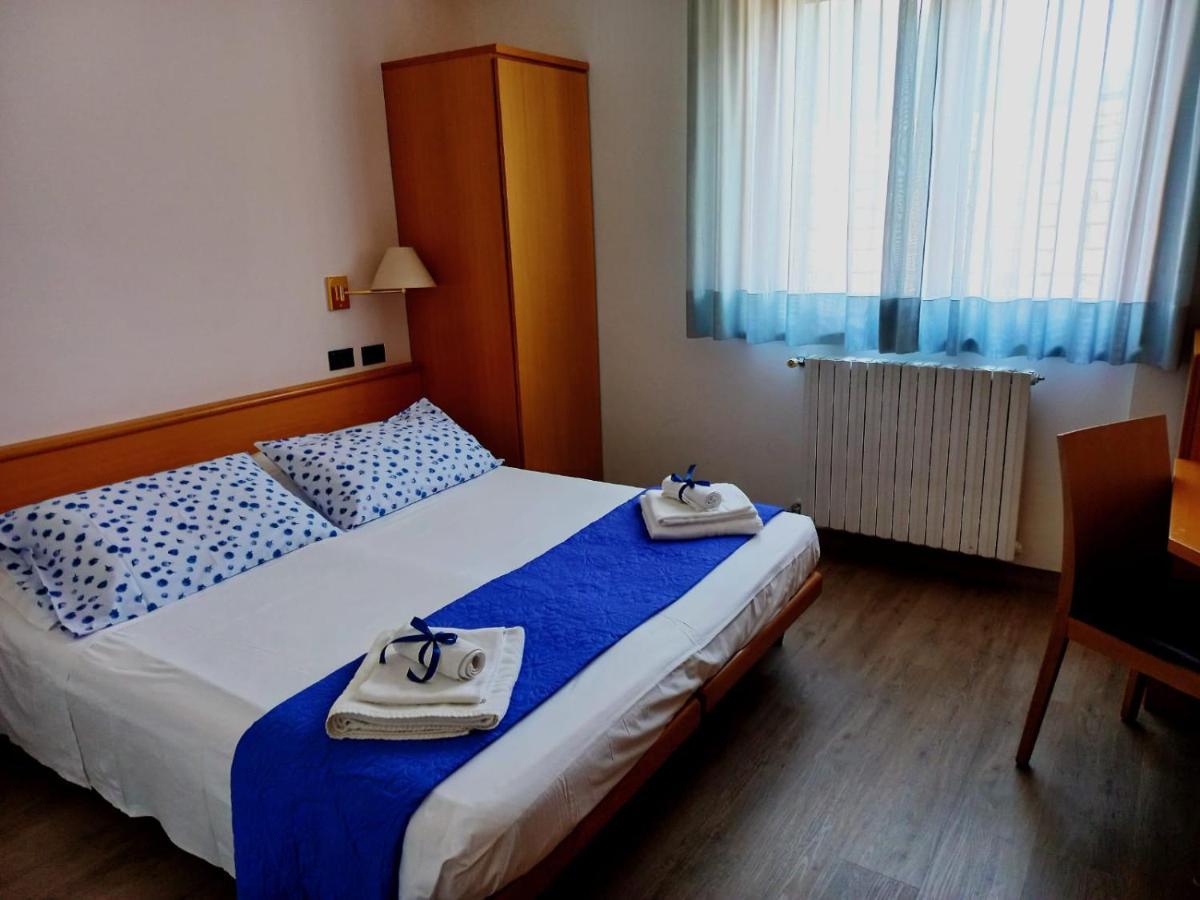 La Ruota Hotel Morbegno Kültér fotó